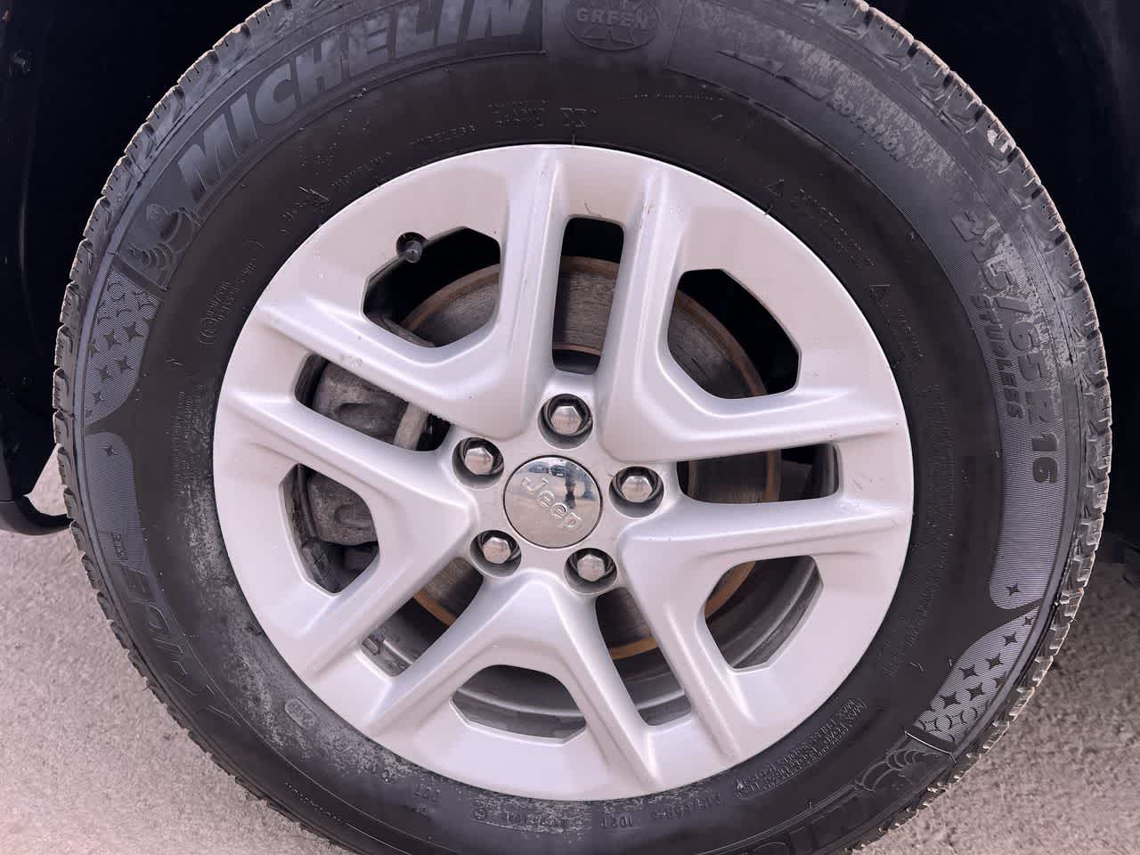 Thumbnail: 2019 Jeep Compass - 10