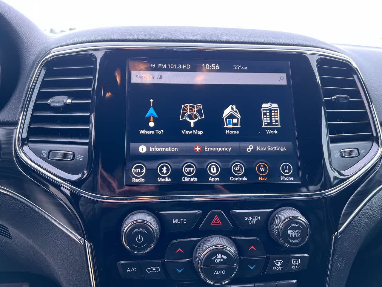 Thumbnail: 2019 Jeep Grand Cherokee - 18