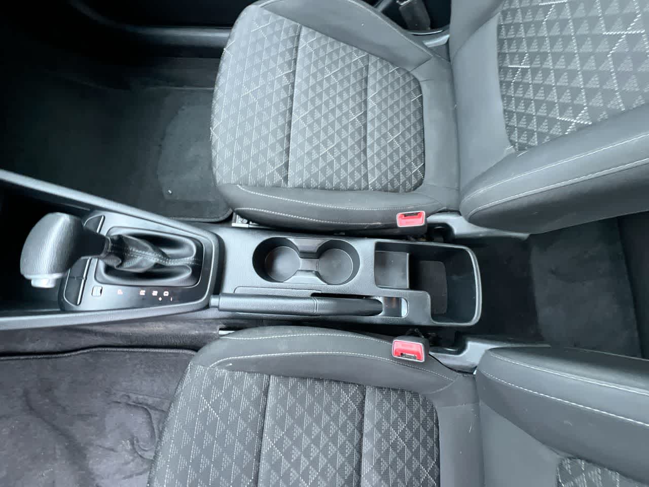 Thumbnail: 2019 Kia Rio - 21