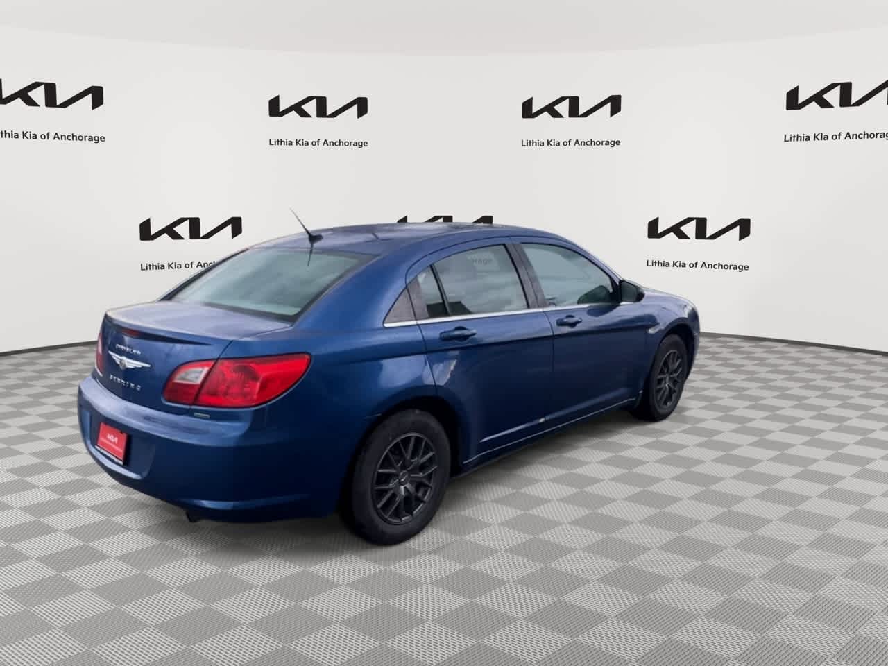 Thumbnail: 2010 Chrysler Sebring - 8