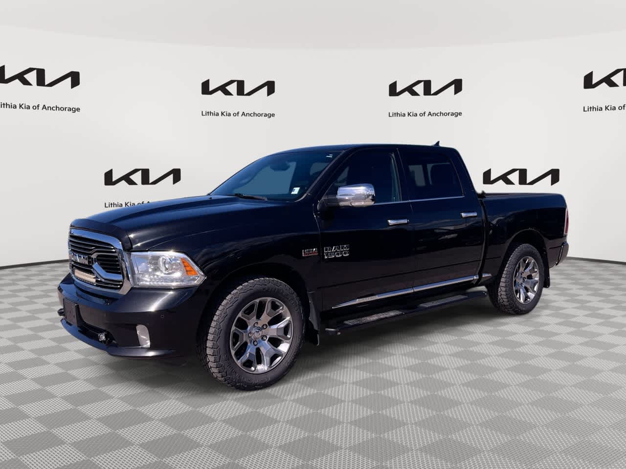 2017 RAM 1500 Laramie Limited 4x4 Crew Cab 5'7's photo