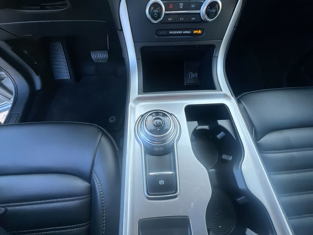 Thumbnail: 2023 Ford Edge - 20