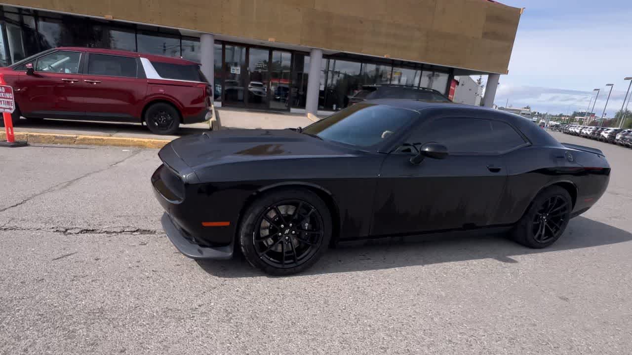 Thumbnail: 2018 Dodge Challenger - 4