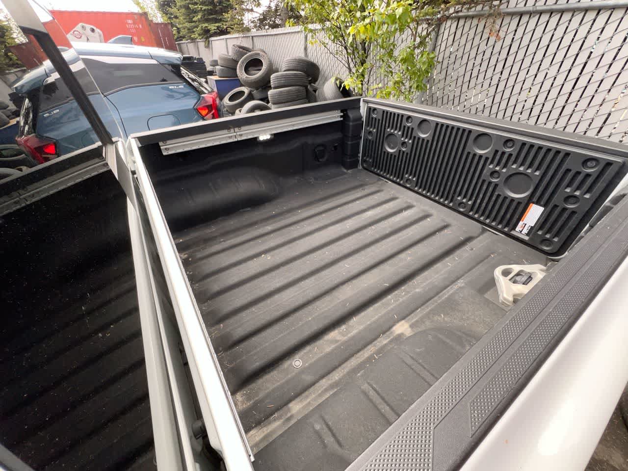 Thumbnail: 2024 Nissan Frontier - 26
