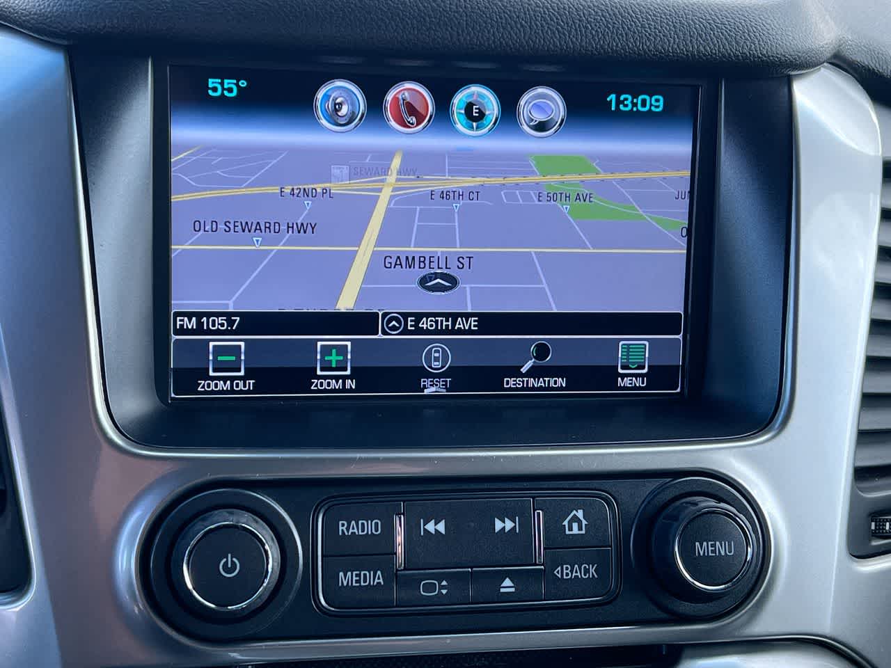 Thumbnail: 2019 Chevrolet Suburban - 18