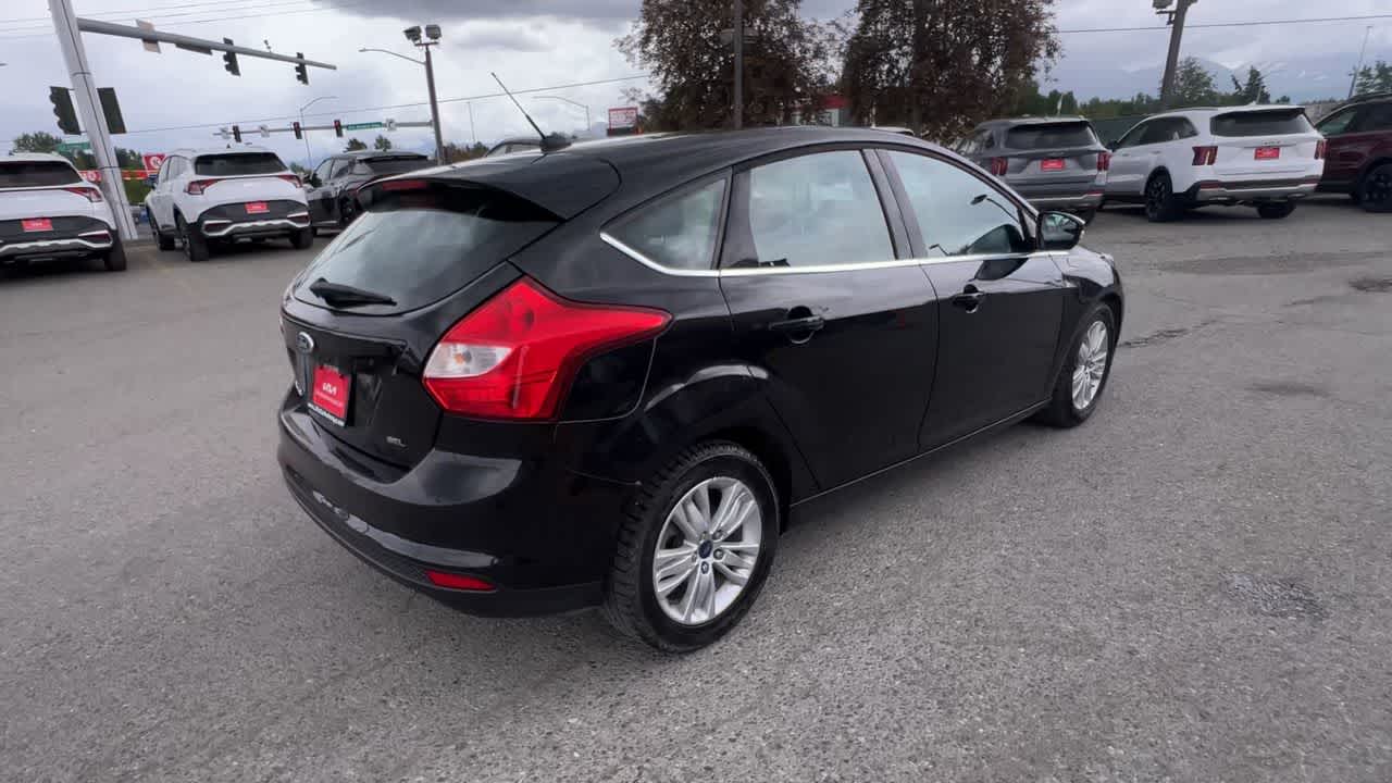 Thumbnail: 2012 Ford Focus - 8