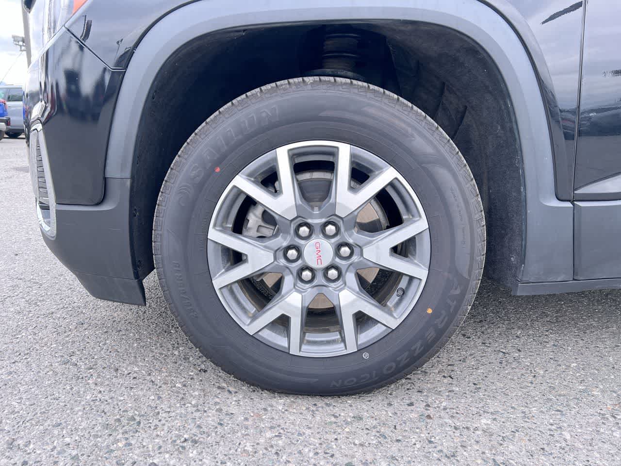 Thumbnail: 2023 GMC Acadia - 10