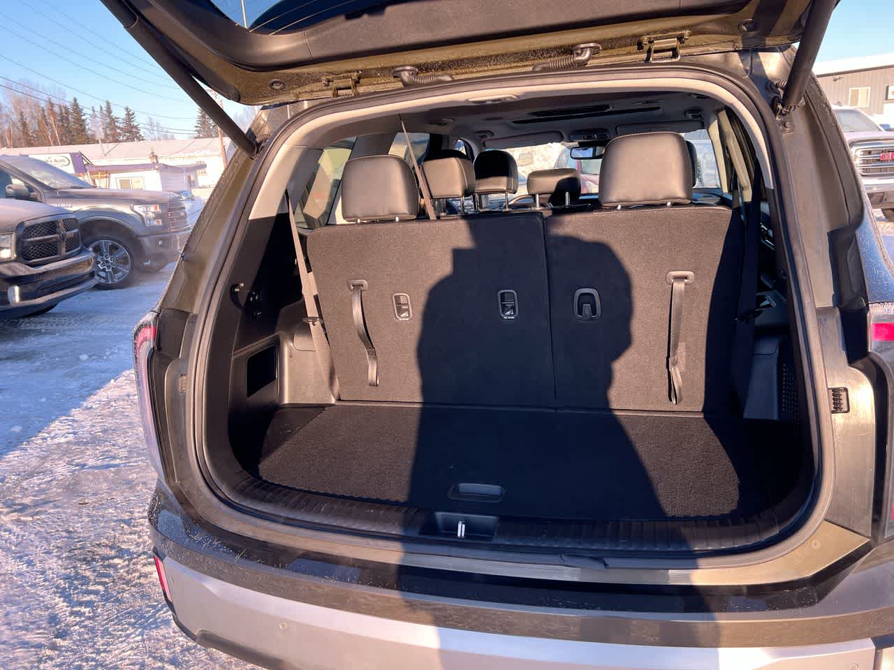 Thumbnail: 2023 Kia Telluride - 26