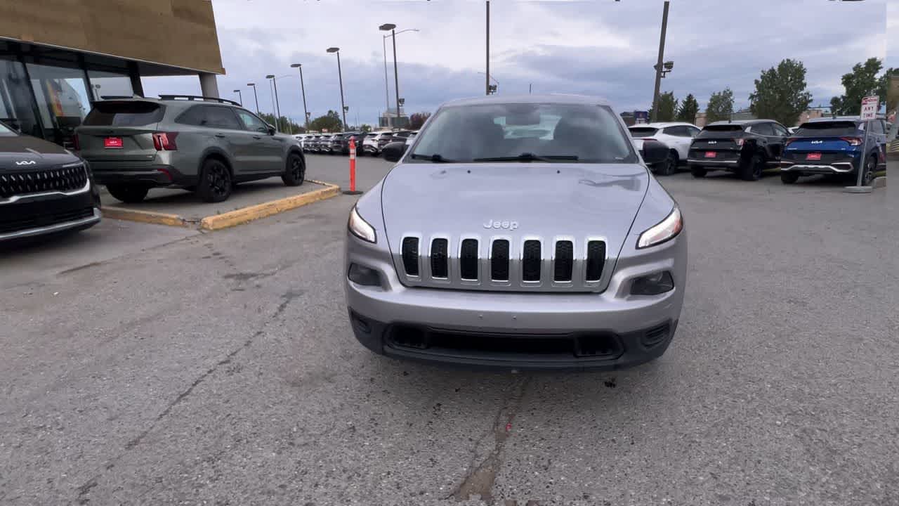 Thumbnail: 2016 Jeep Cherokee - 3