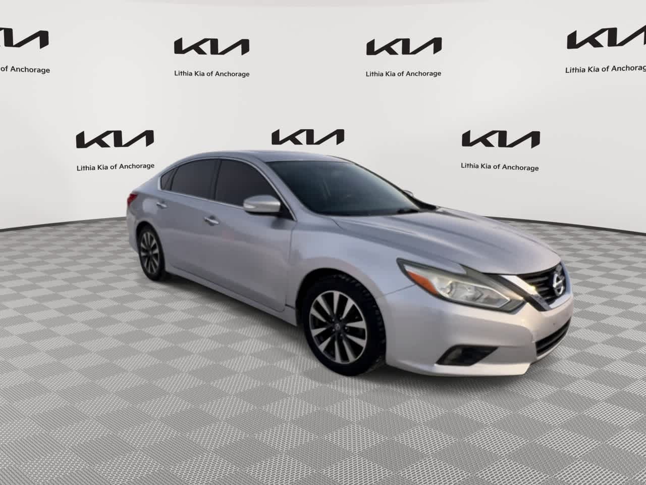 Thumbnail: 2017 Nissan Altima - 2