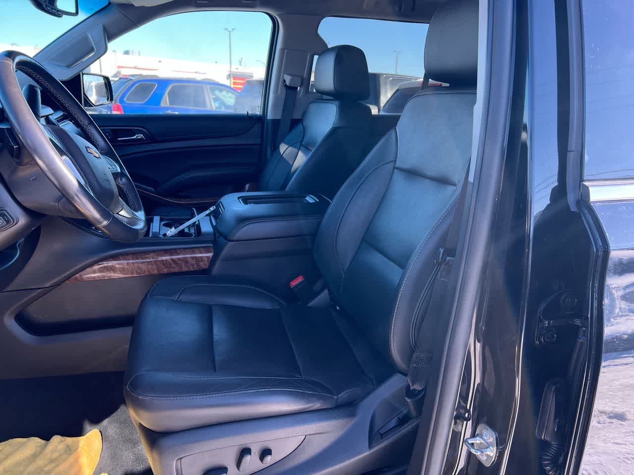 2020 Chevrolet Tahoe Premier - Photo 11