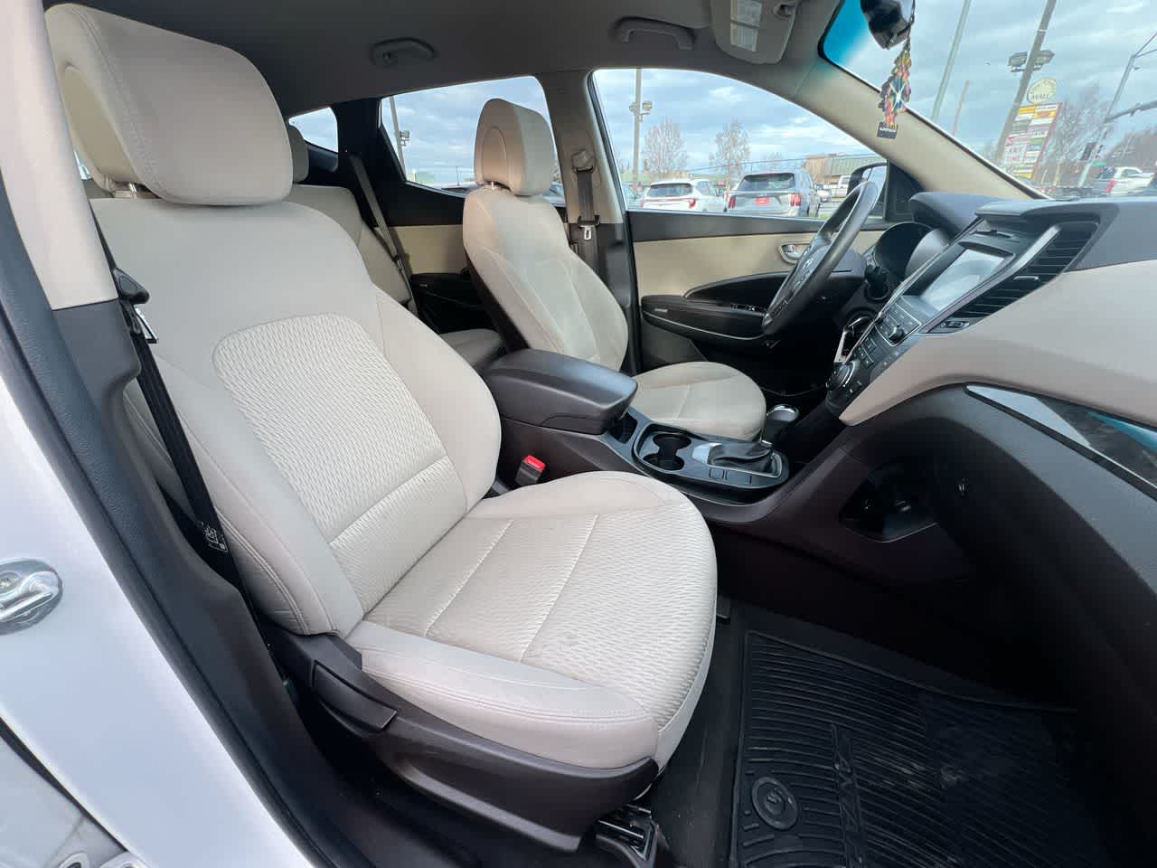 Thumbnail: 2017 Hyundai Santa Fe - 28