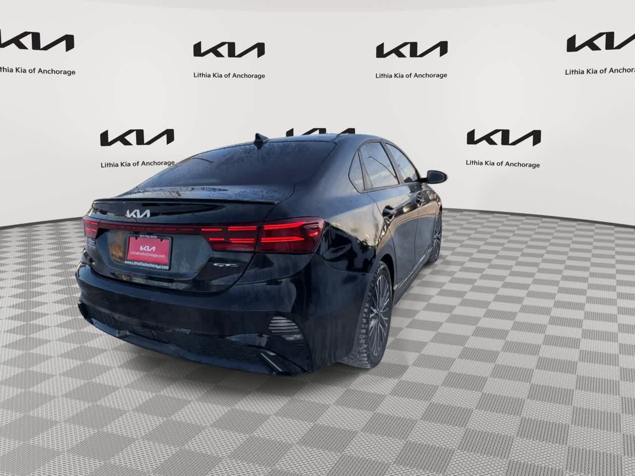 Thumbnail: 2024 Kia Forte - 8