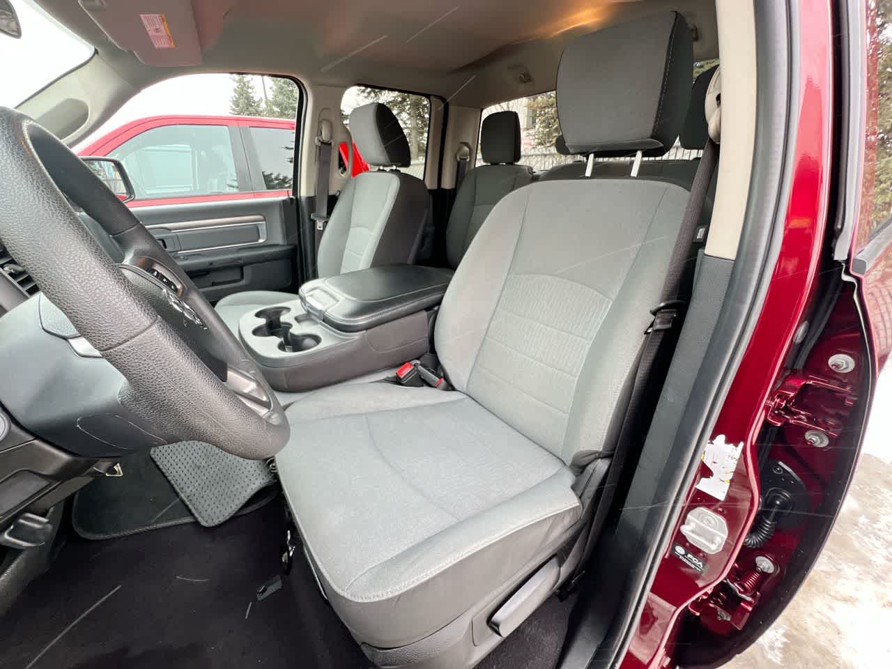 Thumbnail: 2024 RAM 1500 Classic - 11