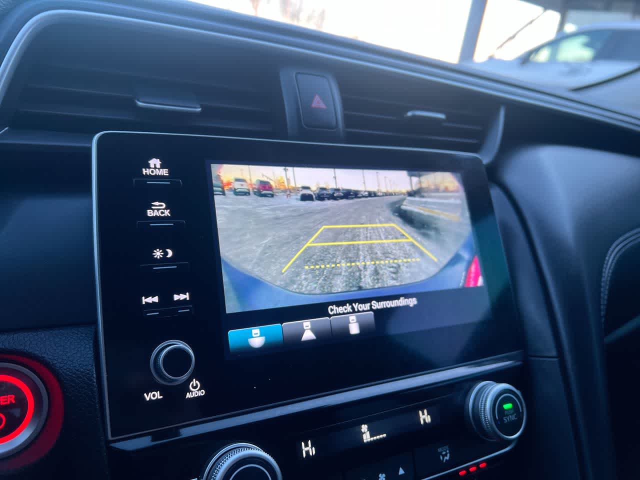 Thumbnail: 2020 Honda Insight - 17