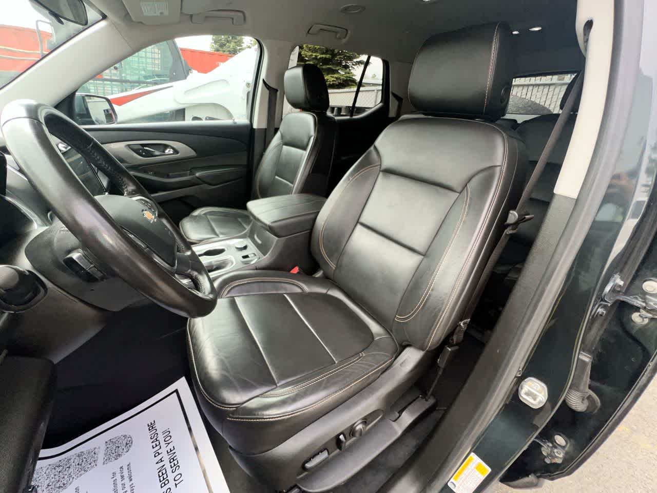 Thumbnail: 2021 Chevrolet Traverse - 11