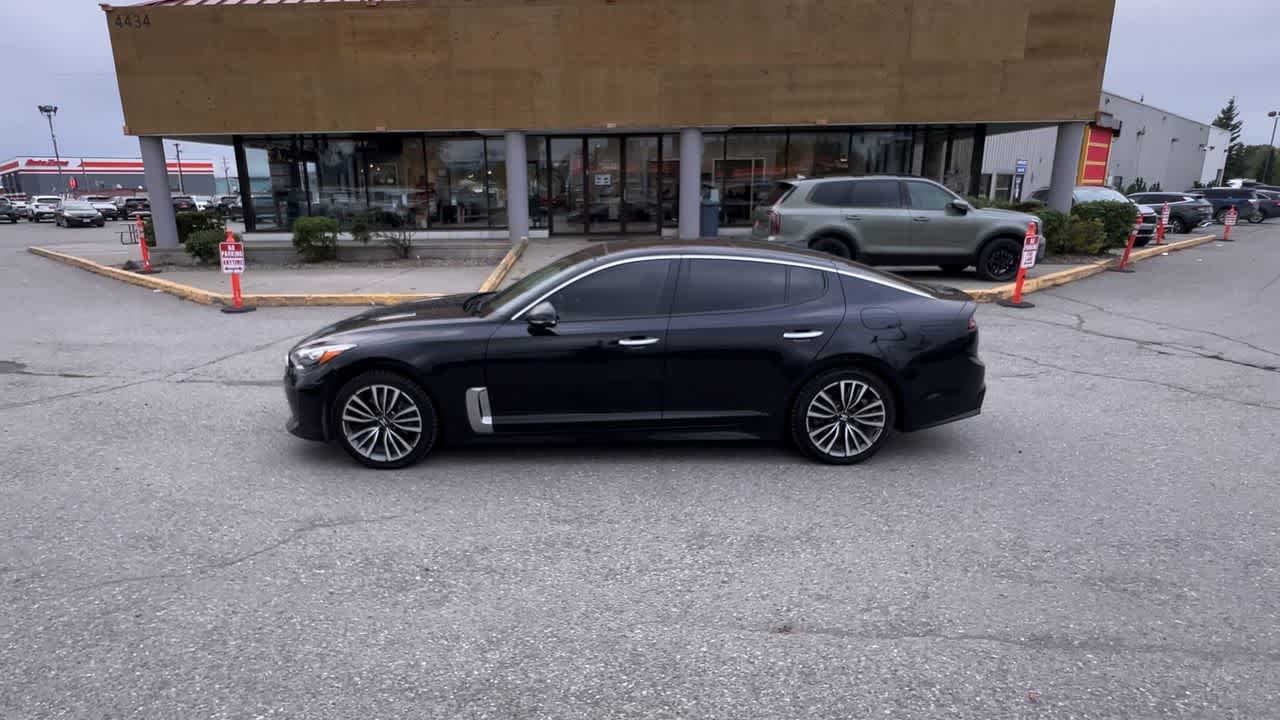 Thumbnail: 2018 Kia Stinger - 5