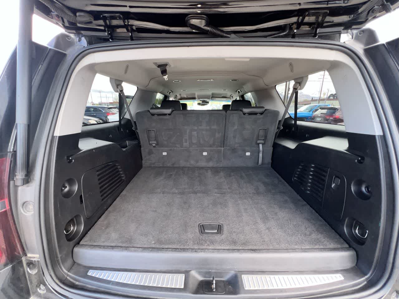 Thumbnail: 2019 Chevrolet Suburban - 25