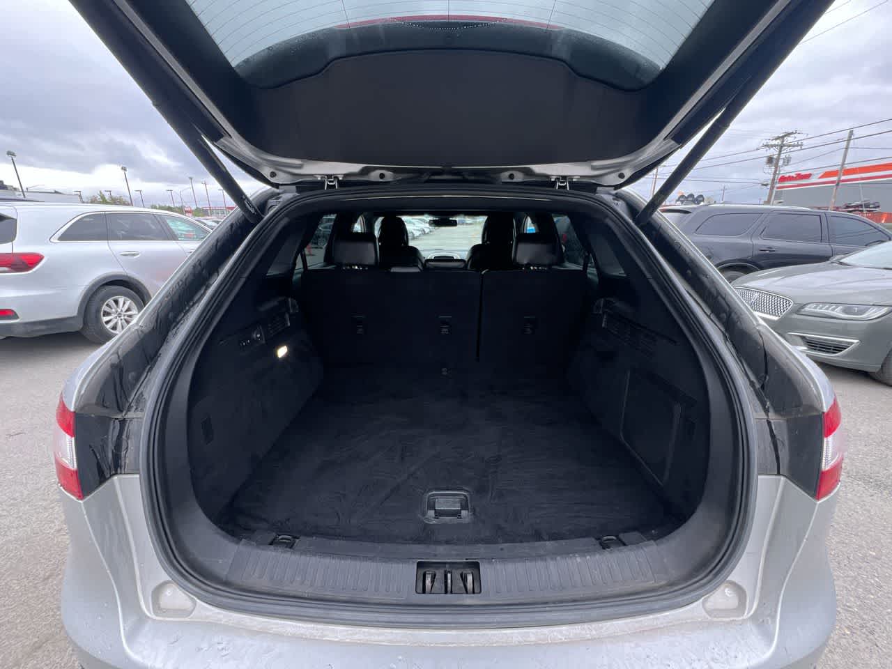 Thumbnail: 2016 Lincoln MKX - 25