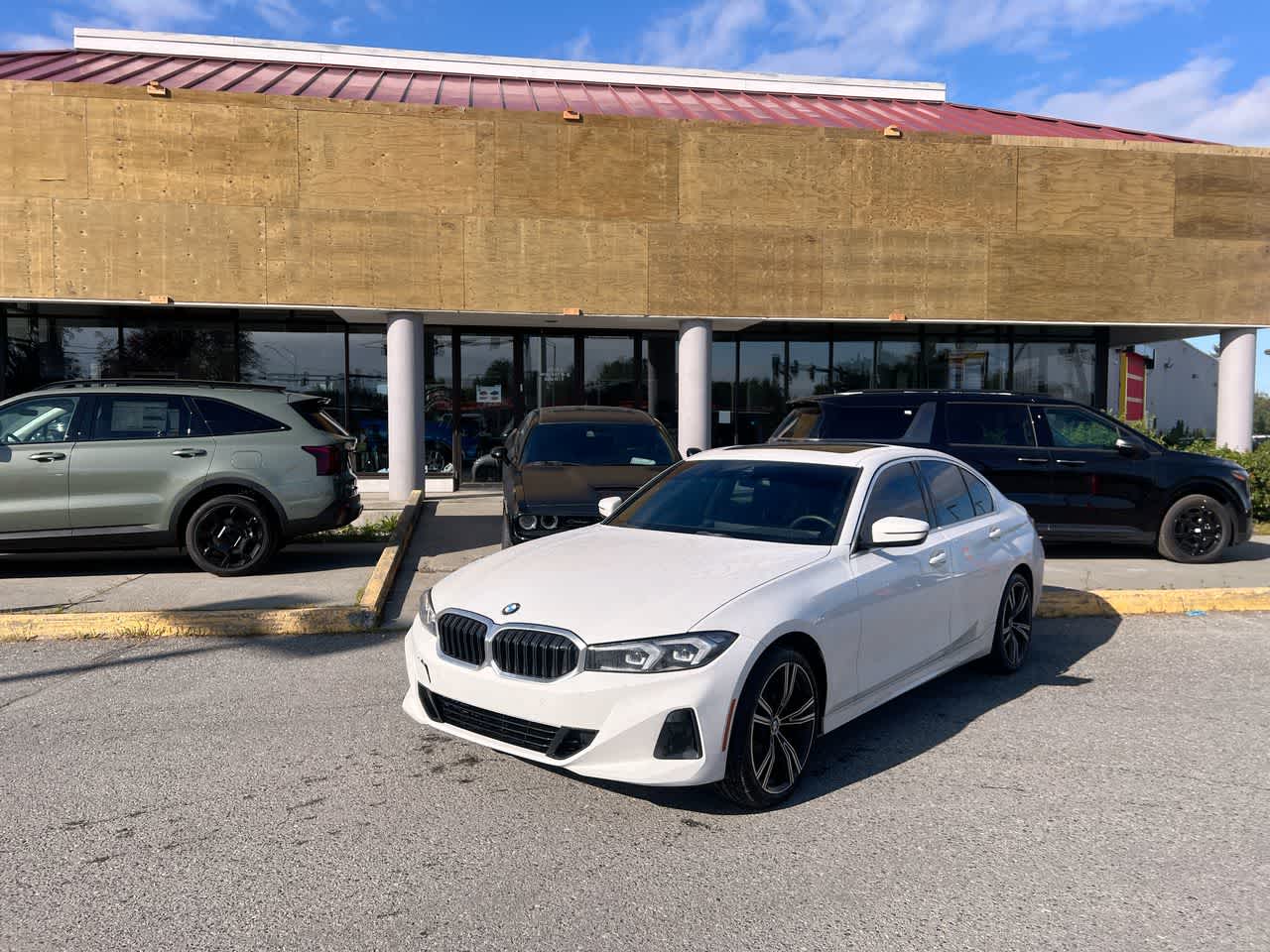 Thumbnail: 2024 BMW 3 Series - 1