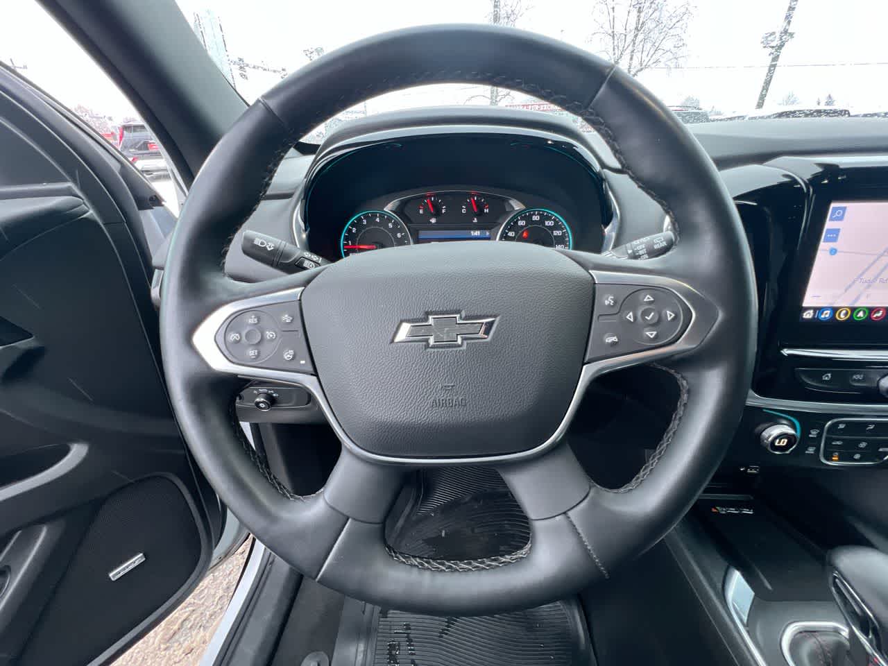 Thumbnail: 2023 Chevrolet Traverse - 14