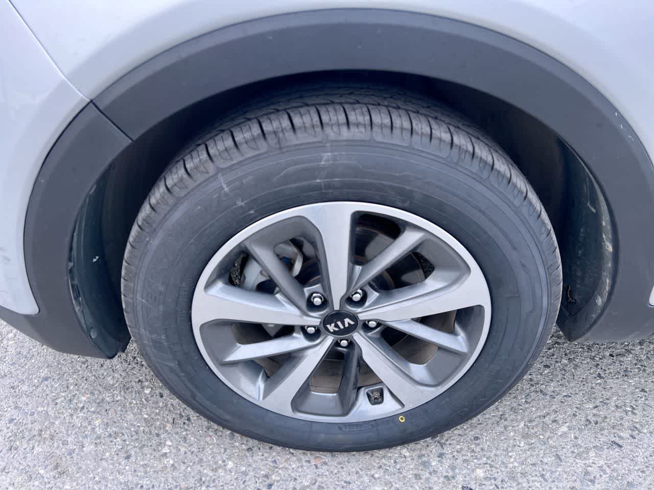 Thumbnail: 2019 Kia Sorento - 10