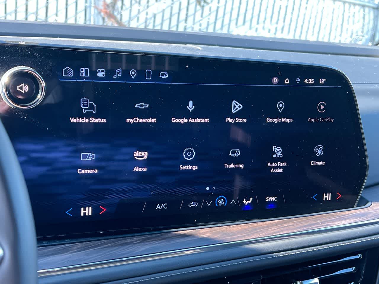 Thumbnail: 2025 Chevrolet Suburban - 19