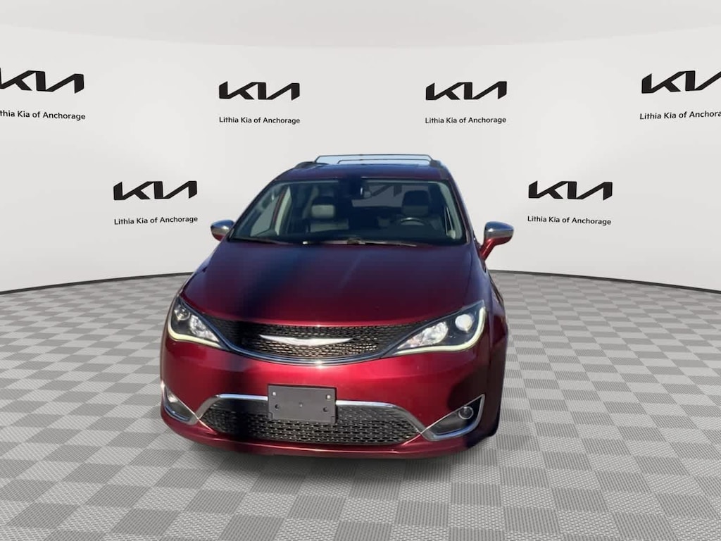 Used 2020 Chrysler Pacifica Limited Van Passenger Van