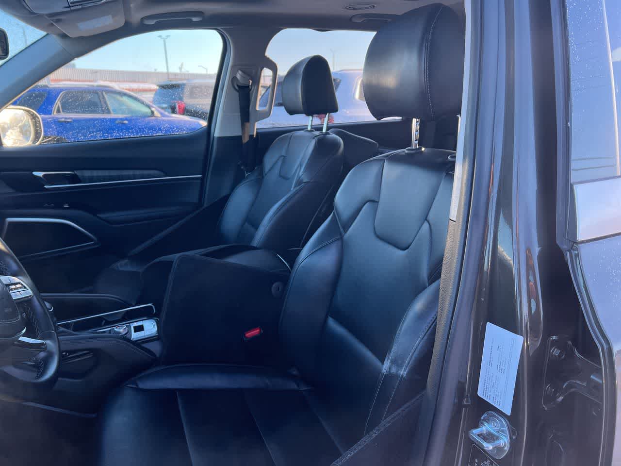 Thumbnail: 2023 Kia Telluride - 11