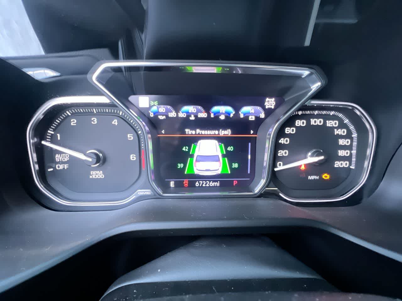 Thumbnail: 2021 GMC Yukon - 15