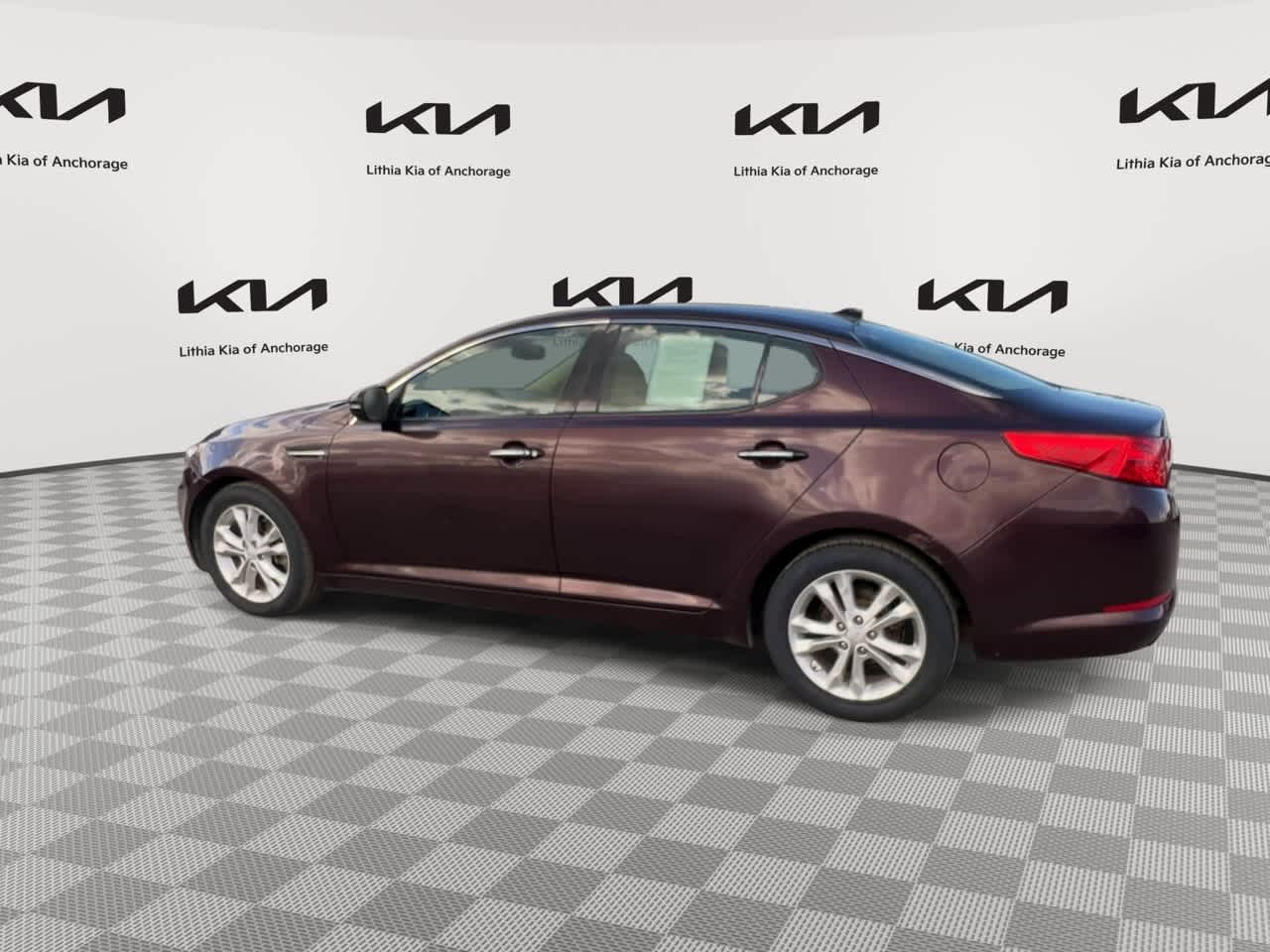Thumbnail: 2012 Kia Optima - 6