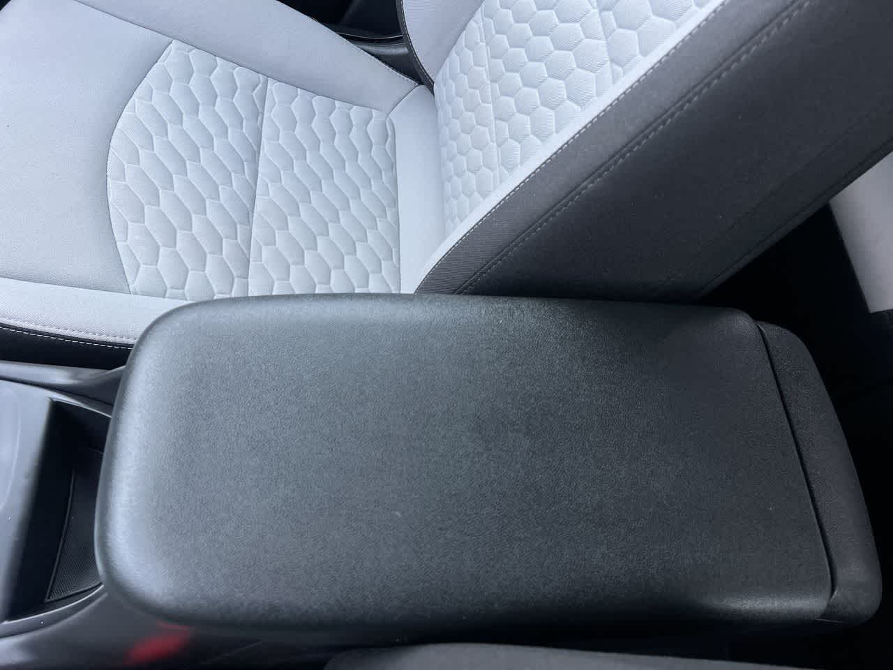 Thumbnail: 2021 Chevrolet Equinox - 21