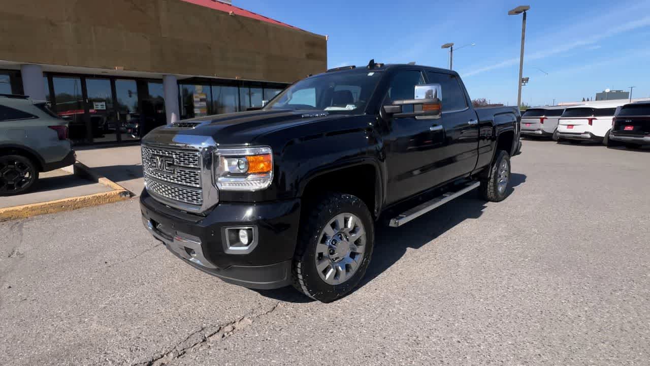 Thumbnail: 2018 GMC Sierra 2500 - 4