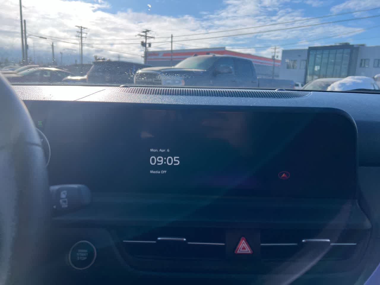 Thumbnail: 2024 Kia Seltos - 16