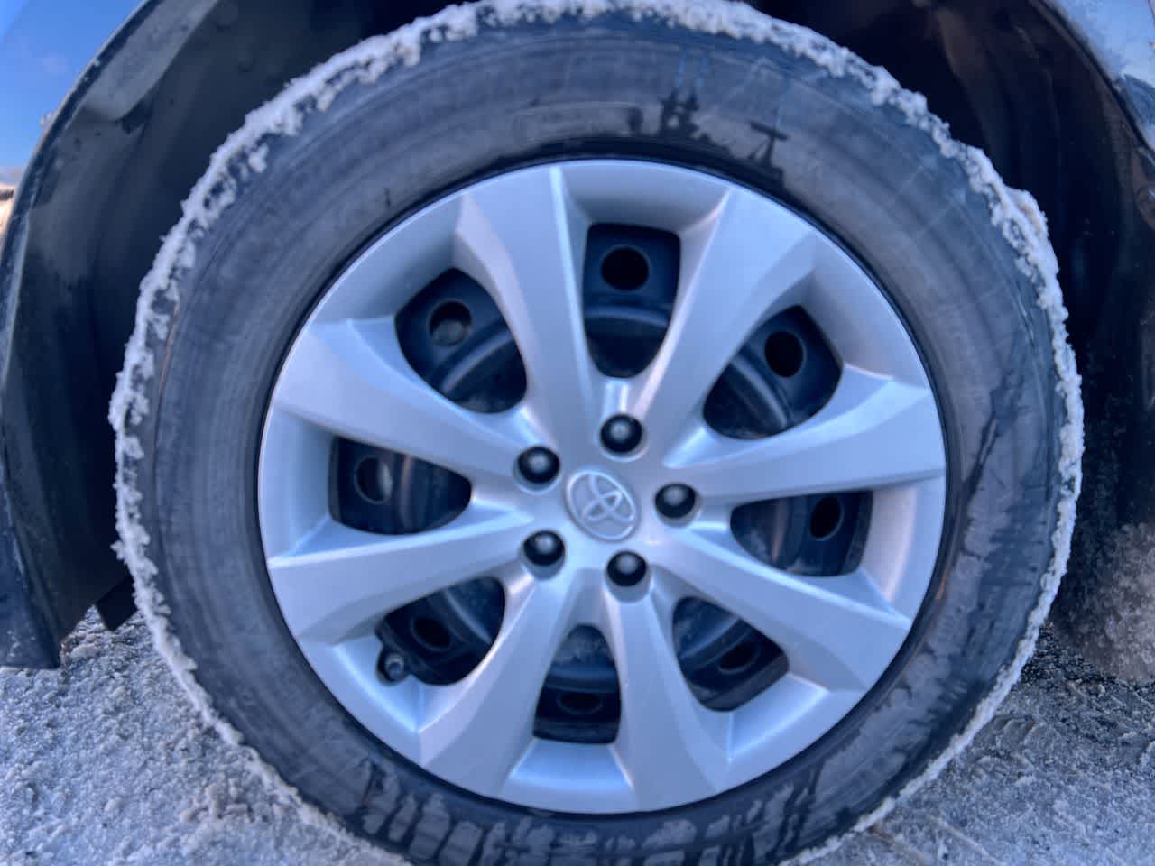 Thumbnail: 2021 Toyota Corolla - 10