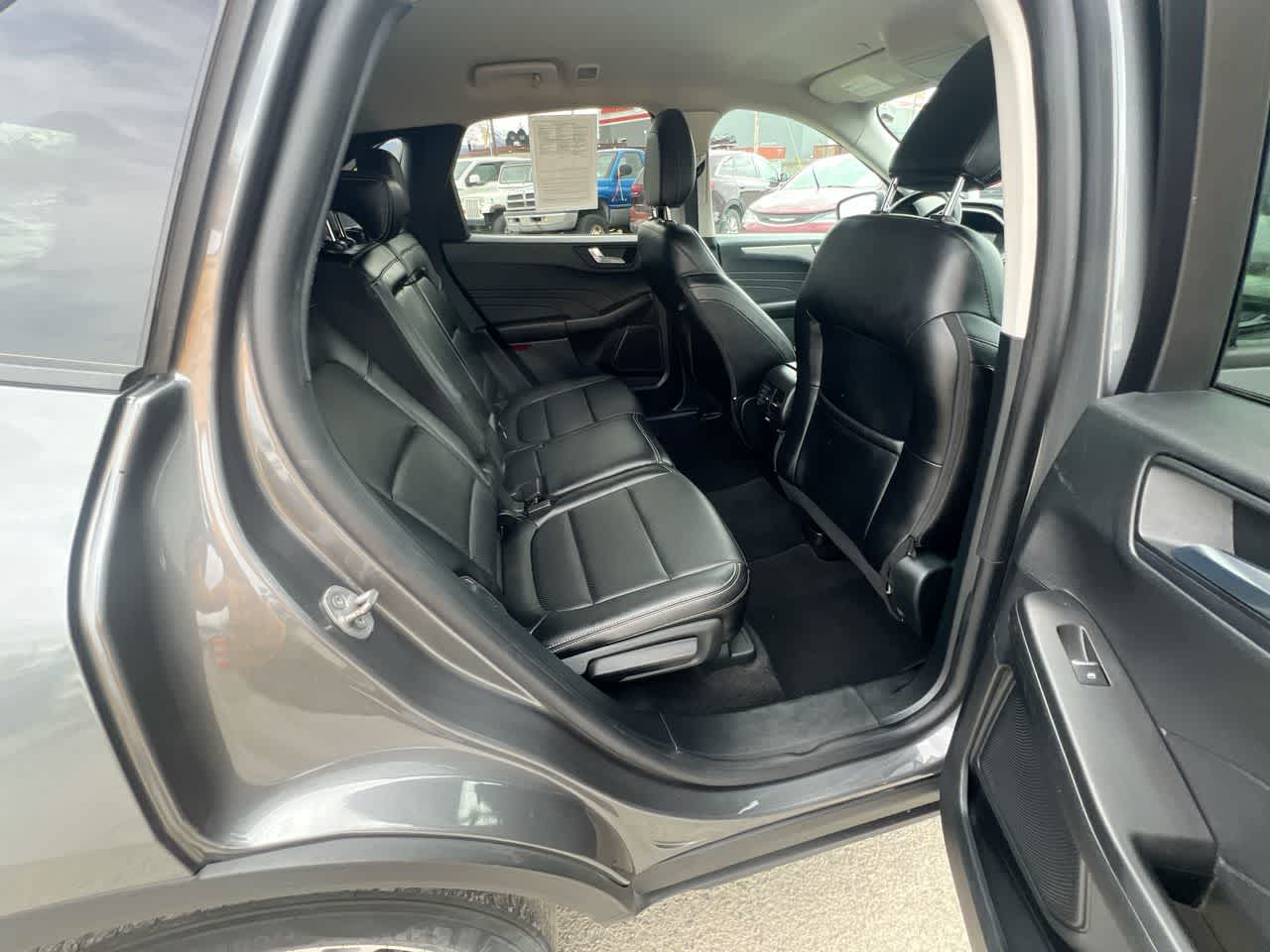 Thumbnail: 2022 Ford Escape - 26