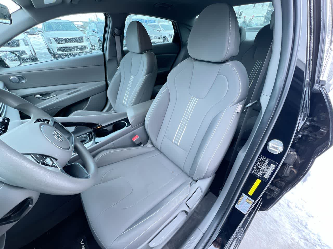 Thumbnail: 2023 Hyundai Elantra - 11