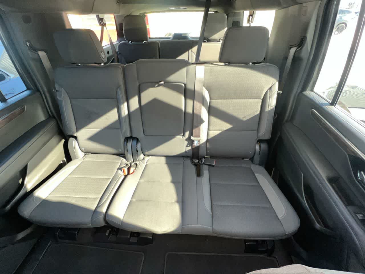 Thumbnail: 2025 Chevrolet Suburban - 23