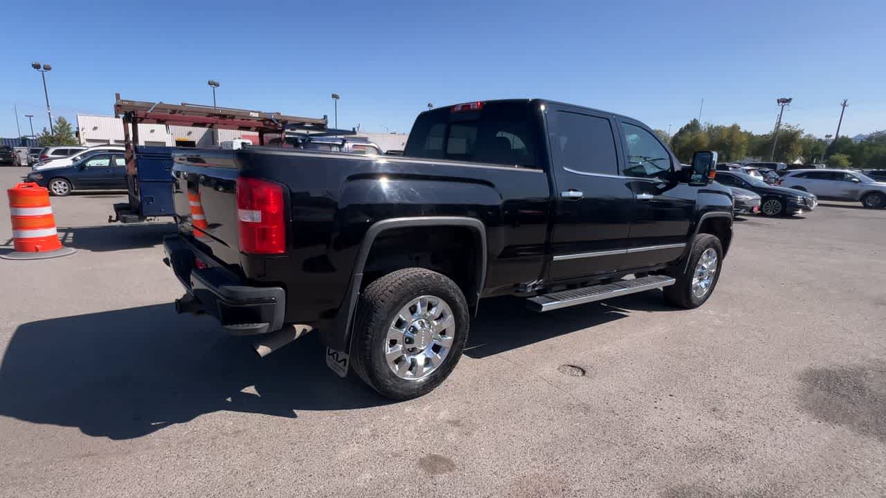 2017 GMC Sierra 2500 Denali 8