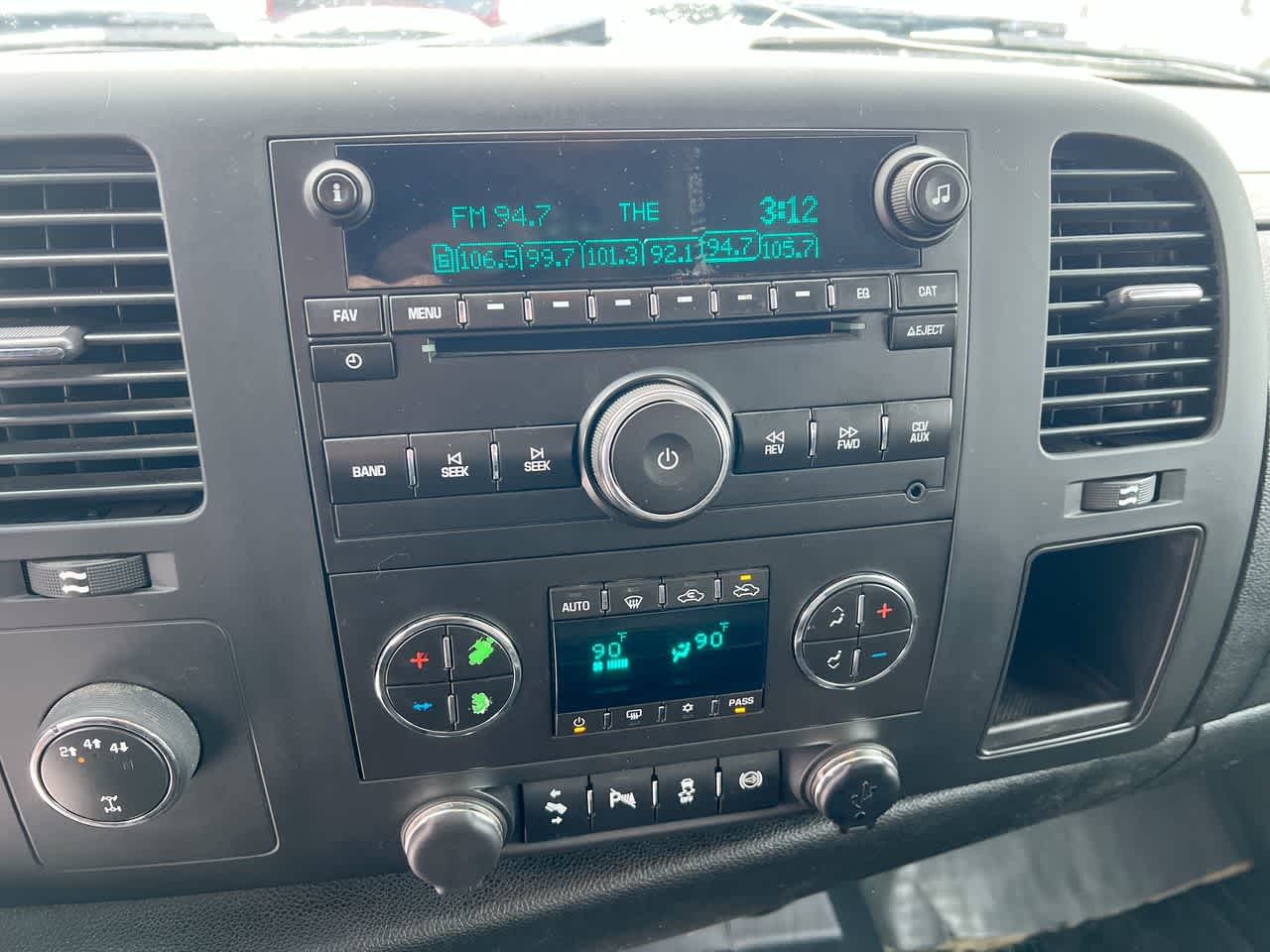 Thumbnail: 2013 Chevrolet Silverado 2500 - 16