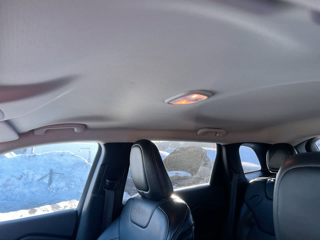 Thumbnail: 2015 Jeep Cherokee - 22