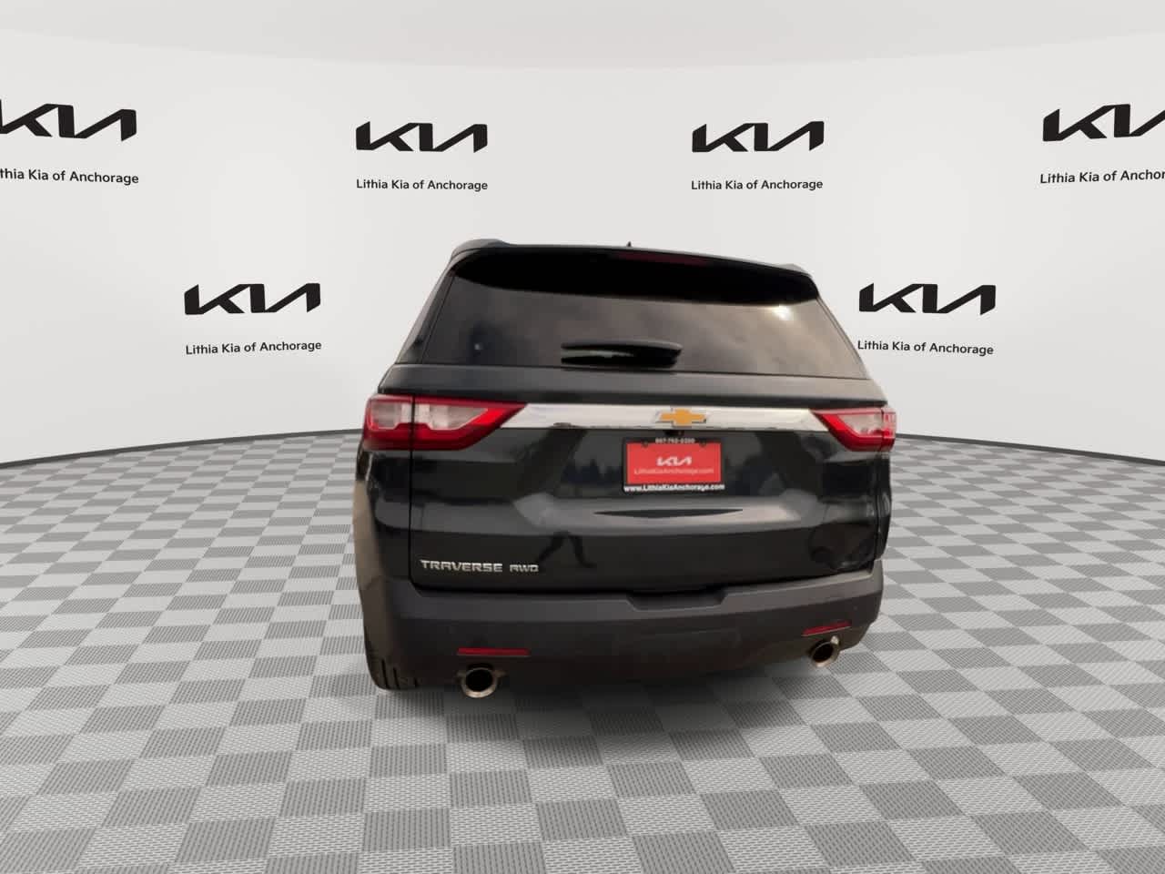 Thumbnail: 2021 Chevrolet Traverse - 7