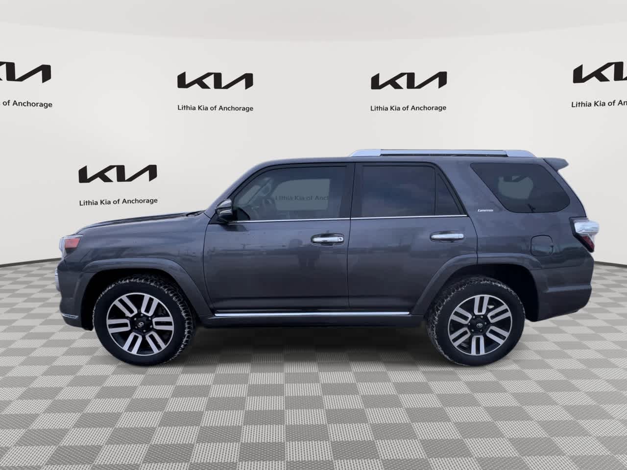 Thumbnail: 2022 Toyota 4Runner - 5