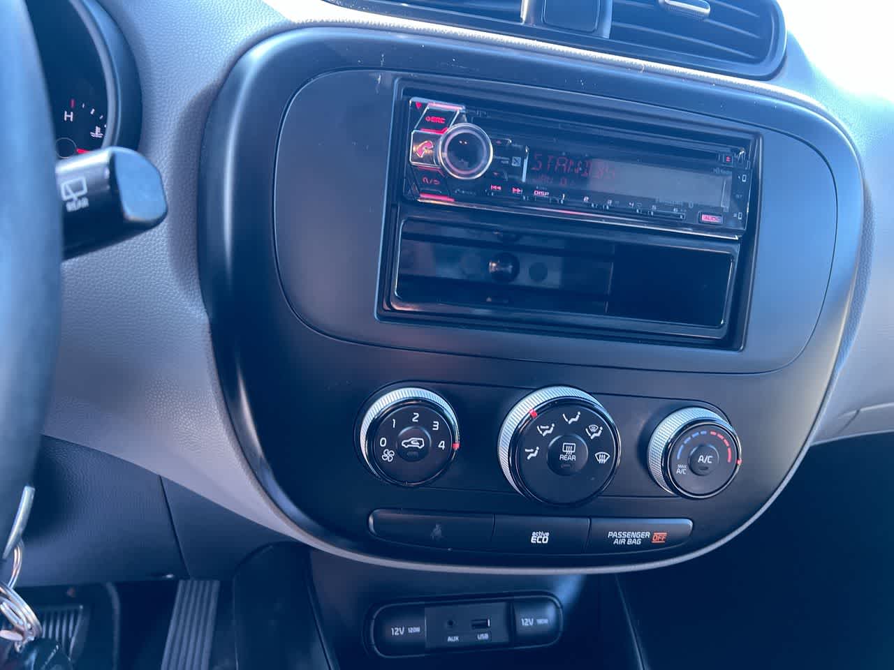 Thumbnail: 2014 Kia Soul - 19