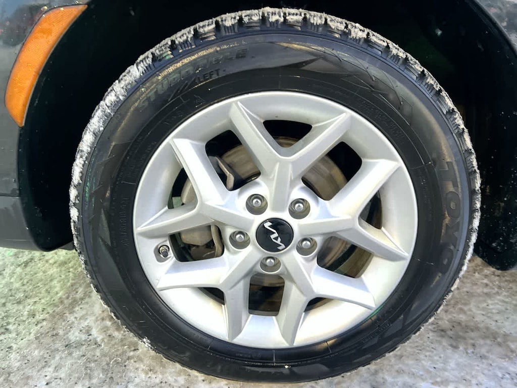 Certified 2024 Kia Soul LX Hatchback