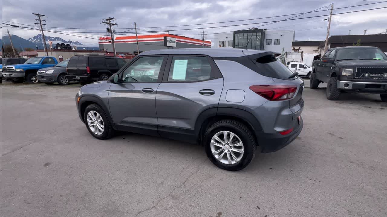 Thumbnail: 2021 Chevrolet TrailBlazer - 6
