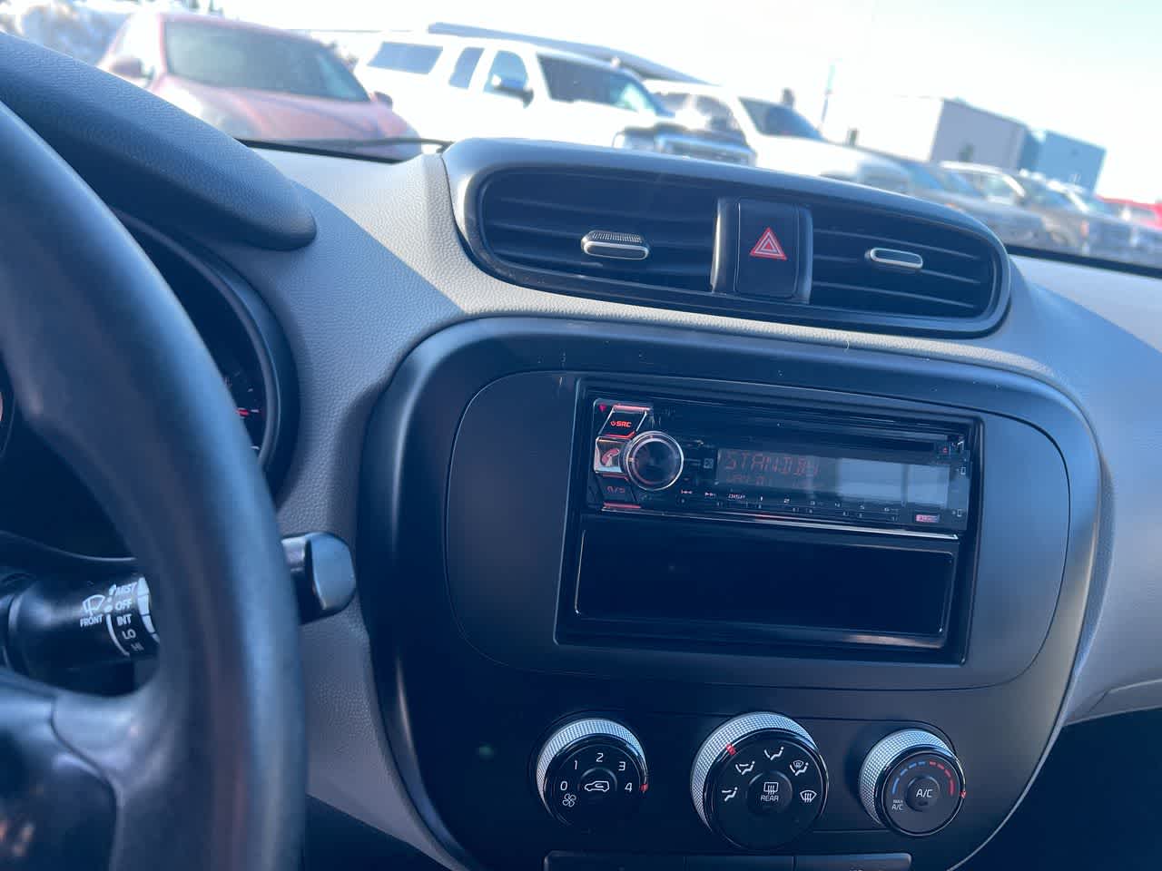 Thumbnail: 2014 Kia Soul - 17