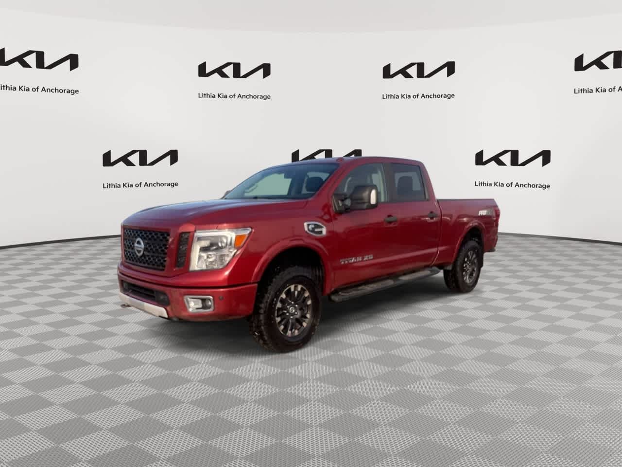 Thumbnail: 2017 Nissan Titan - 5