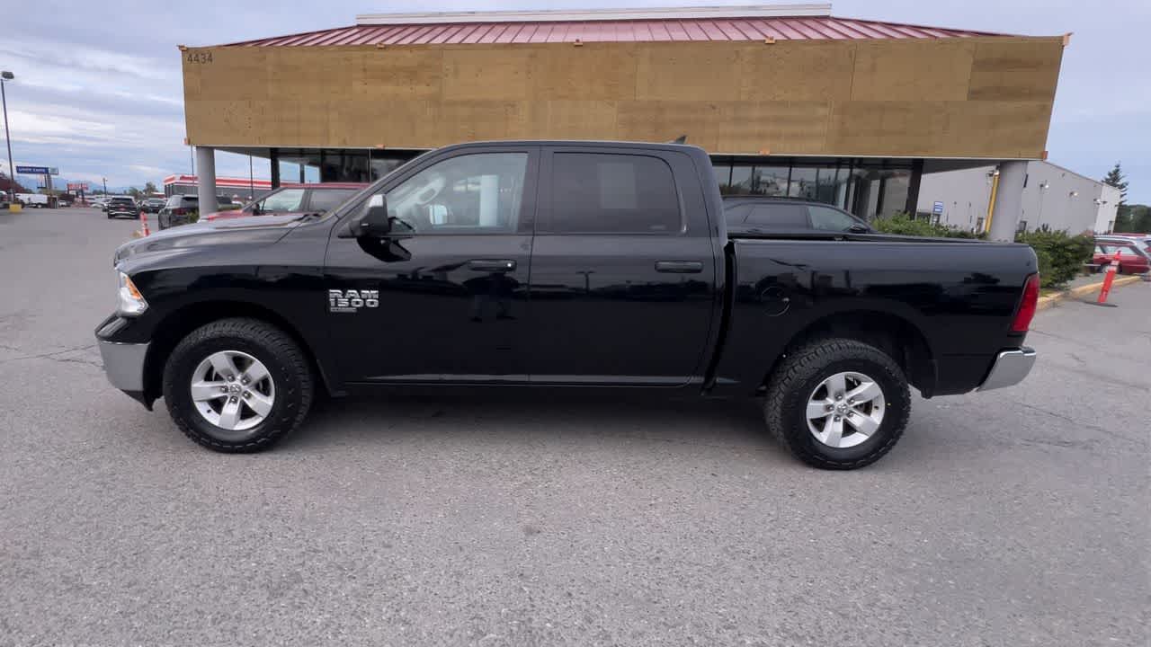 Thumbnail: 2023 RAM 1500 Classic - 5