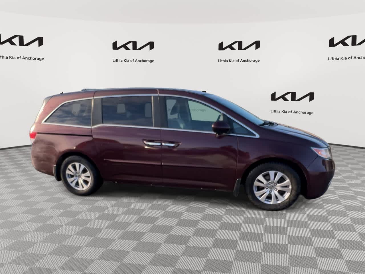 Thumbnail: 2015 Honda Odyssey - 2